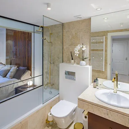 Next To Puente Newly Done Modern Style 5 Star Luxury * ماربيا