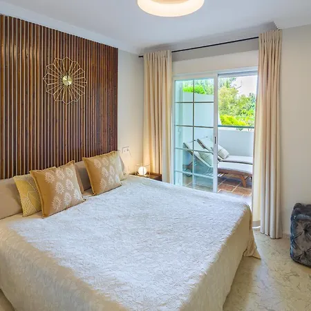 Next To Puente Newly Done Modern Style 5 Star Luxury Apartment *